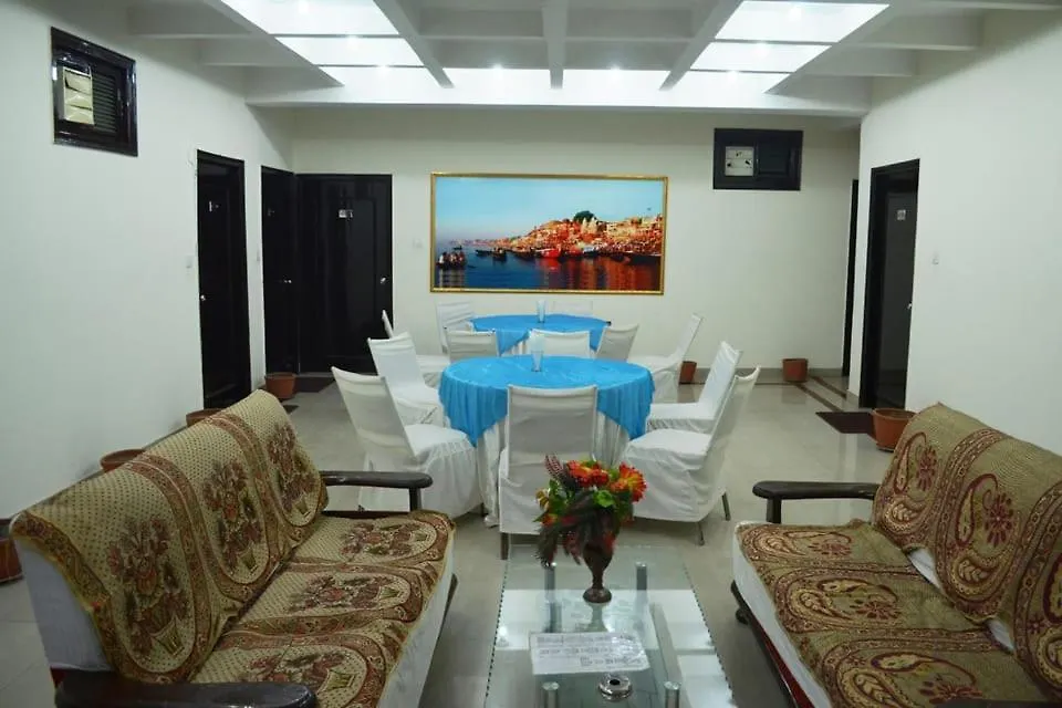 Hotel Sahu Near Kashi Vishwanath Temple Gate Varanasi 3*,